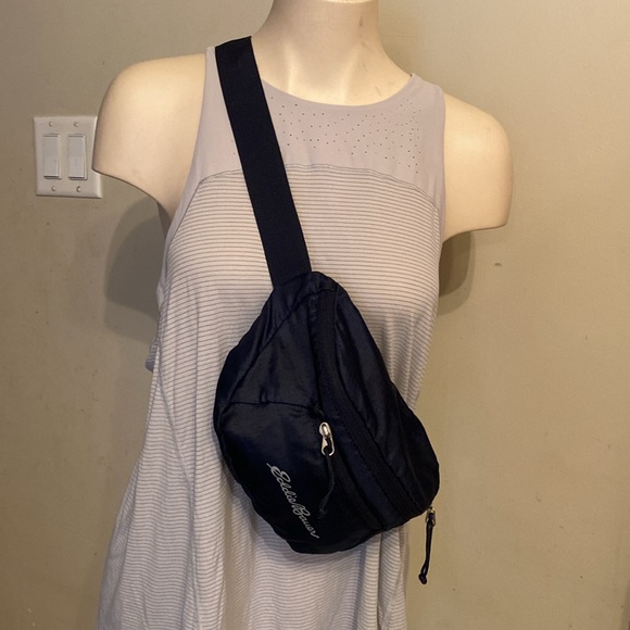 Eddie Bauer stowaway pack waist pouch - Picture 4 of 14